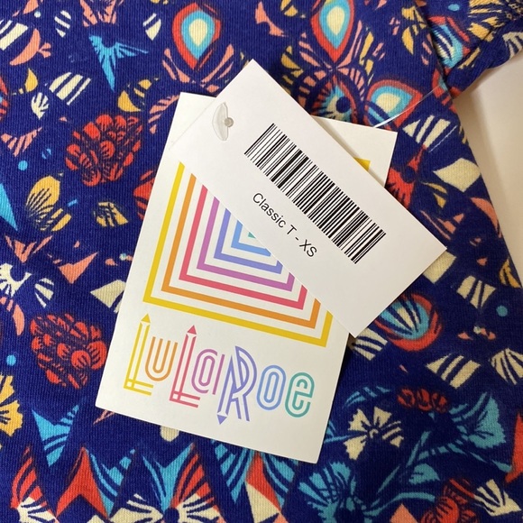 NWT LuLaRoe Classic T size XS - Picture 6 of 9